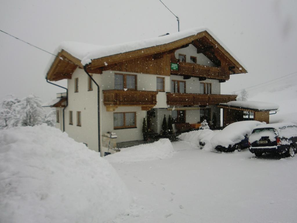 Haus Gugglberger Apartment Hainzenberg Exterior photo